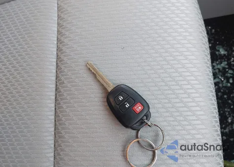 2018 Toyota Highlander Le from USA, damaged, VIN 5TDBZRFH0JS862844